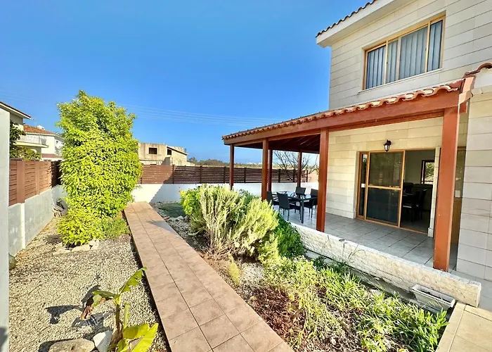 Prázdninový dům Lovely Pool In