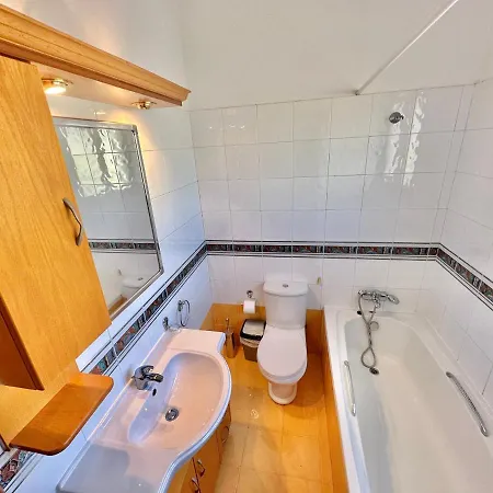 Lovely Pool In Feriehus