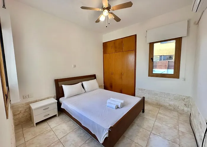 Lovely Pool In 別荘 ピラ